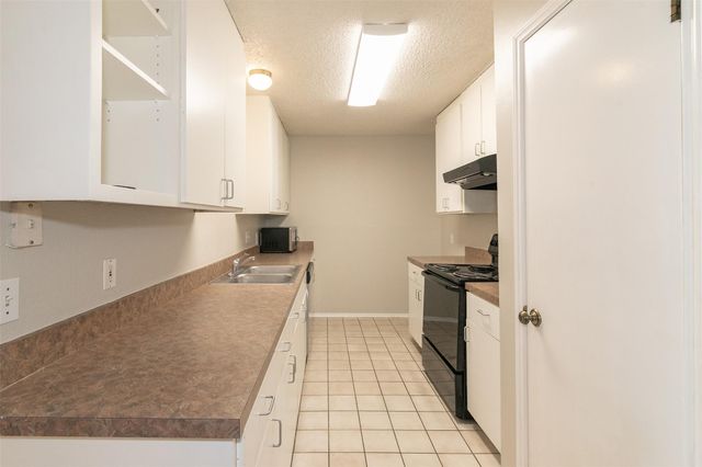 420 Sailmaster ST B, Lakeway, TX 78734