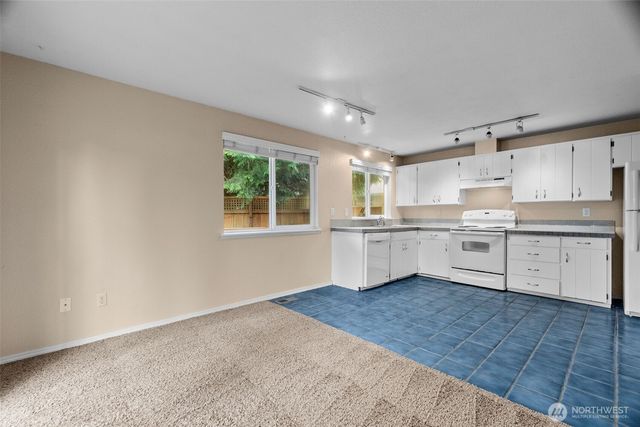 1122 39th Court SE, Tumwater, WA 98501