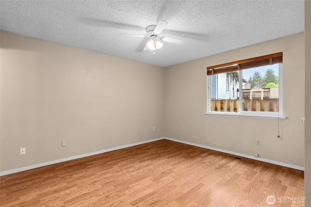 1122 39th Court SE, Tumwater, WA 98501