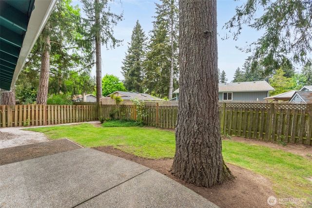 1122 39th Court SE, Tumwater, WA 98501