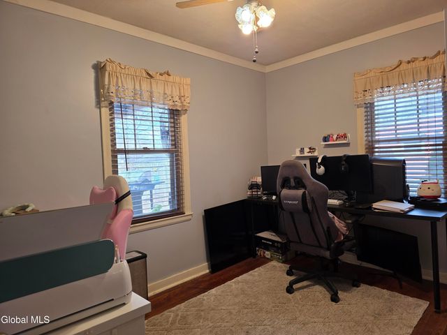 1020 6th Street, Rotterdam, NY 12303