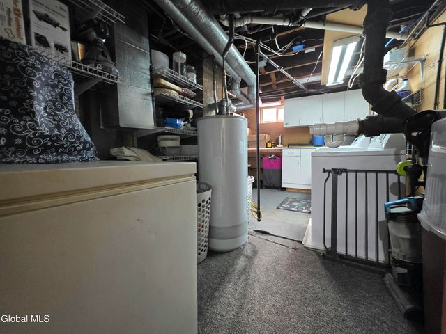 1020 6th Street, Rotterdam, NY 12303