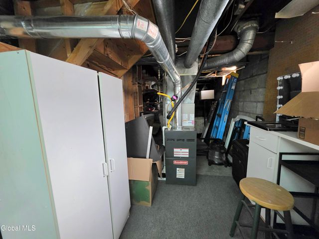 1020 6th Street, Rotterdam, NY 12303