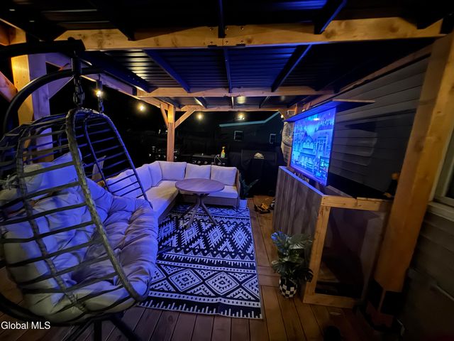 1020 6th Street, Rotterdam, NY 12303