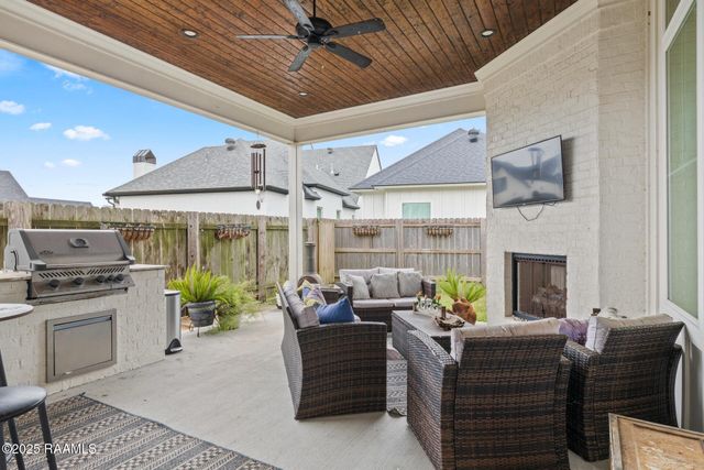 116 Orchard Park Avenue, Lafayette, LA 70508