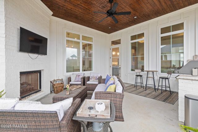 116 Orchard Park Avenue, Lafayette, LA 70508