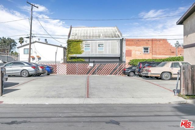 313 Mildred Avenue 15, Venice, CA 90291