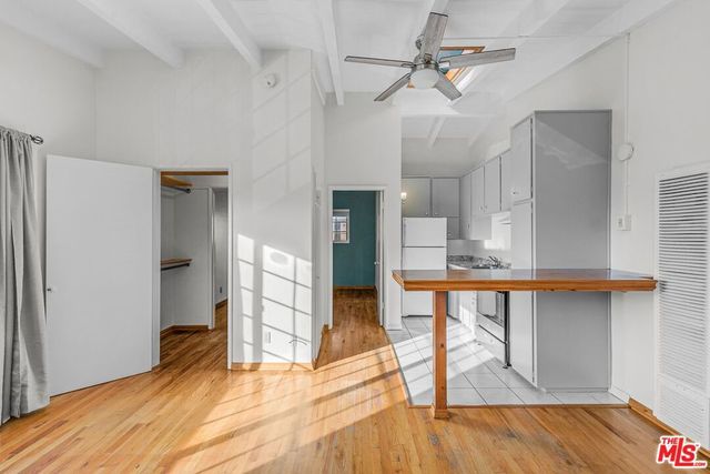 313 Mildred Avenue 15, Venice, CA 90291