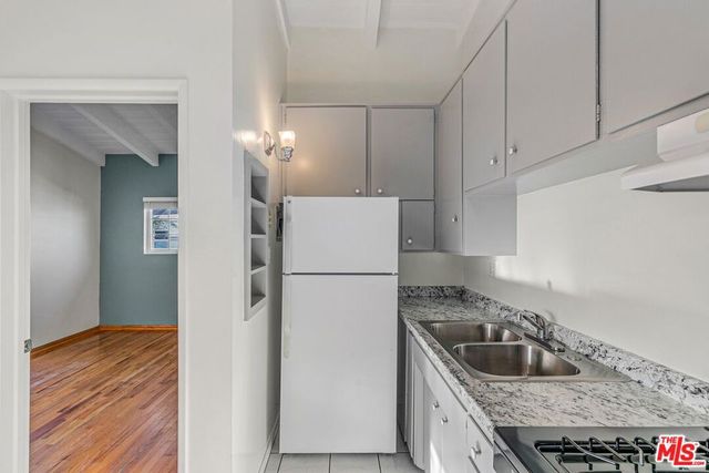 313 Mildred Avenue 15, Venice, CA 90291