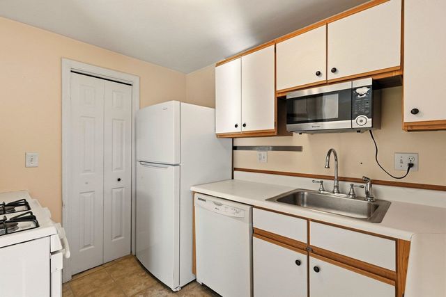 777 Middle Rd Unit 32, Portsmouth, NH 03801