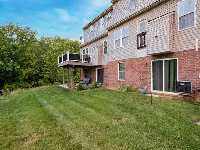 352 Maple Ridge DRIVE, Canonsburg, PA 15317