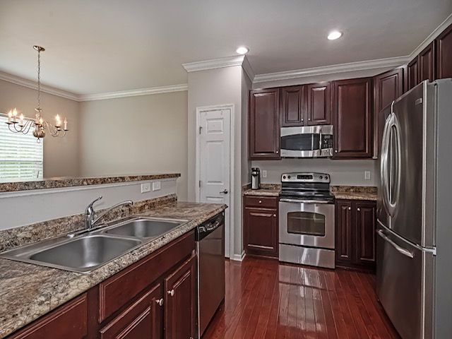 352 Maple Ridge DRIVE, Canonsburg, PA 15317