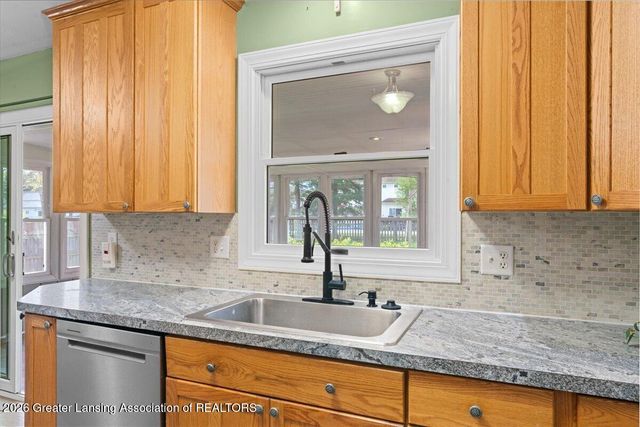 11305 Nixon Road, Grand Ledge, MI 48837