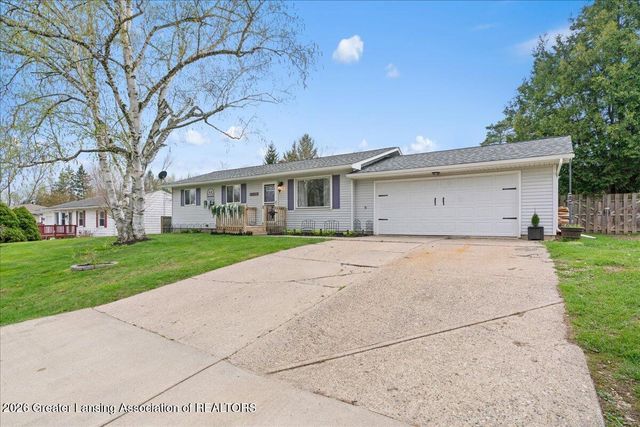 11305 Nixon Road, Grand Ledge, MI 48837