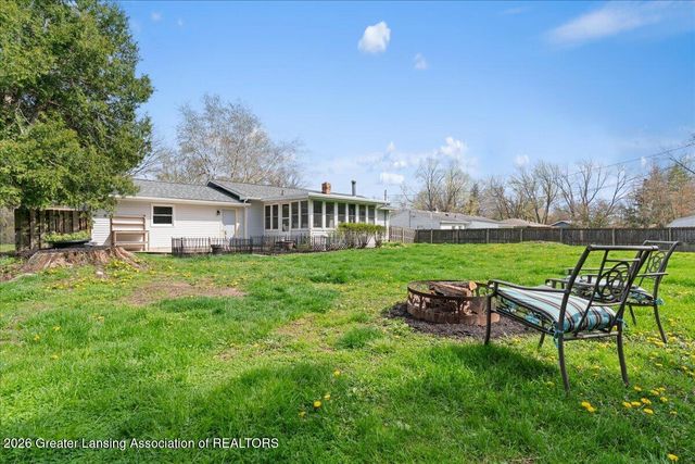 11305 Nixon Road, Grand Ledge, MI 48837