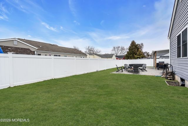 108 Fernwood Lane, Forked River, NJ 08731