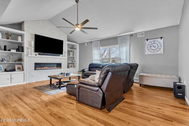 108 Fernwood Lane, Forked River, NJ 08731