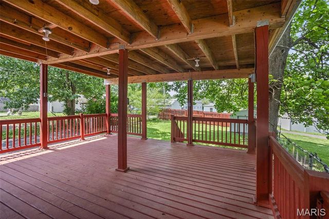 323 N 37th Street, Belleville, IL 62226