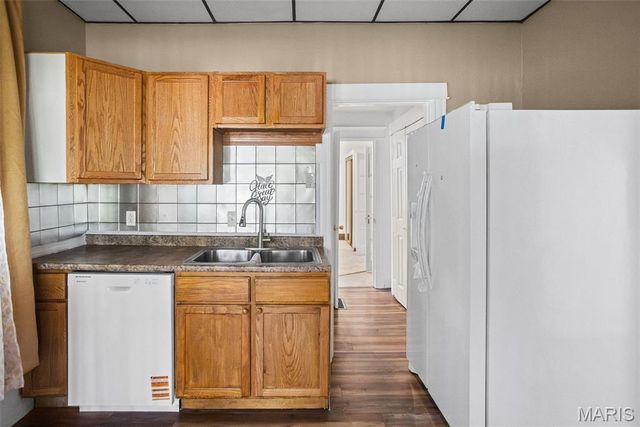 323 N 37th Street, Belleville, IL 62226
