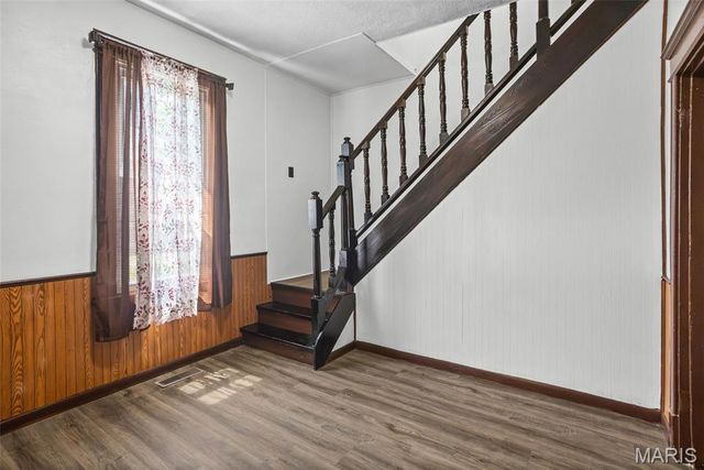 323 N 37th Street, Belleville, IL 62226
