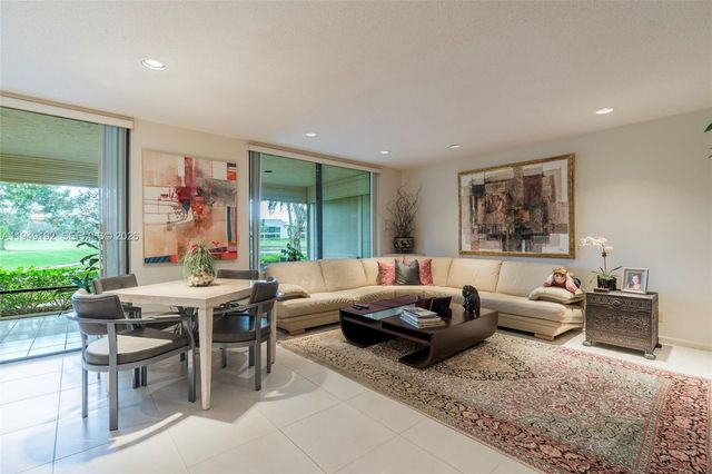2 Eastgate Drive C, Boynton Beach, FL 33436