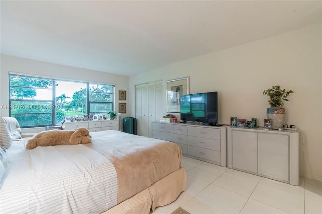 2 Eastgate Drive C, Boynton Beach, FL 33436