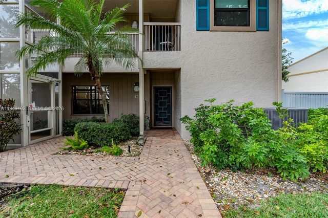 2 Eastgate Drive C, Boynton Beach, FL 33436