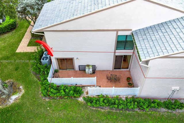 2 Eastgate Drive C, Boynton Beach, FL 33436
