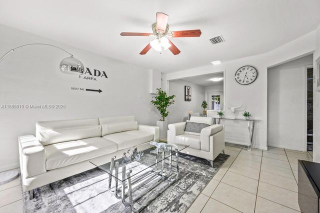 4824 SW 45th Ave, Dania Beach, FL 33314