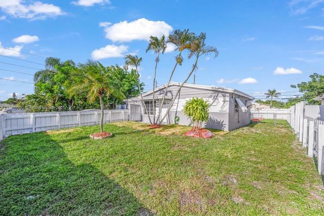 4824 SW 45th Ave, Dania Beach, FL 33314