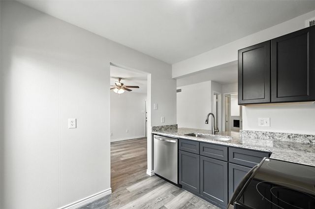 5626 Preston Oaks Road 22C, Dallas, TX 75254