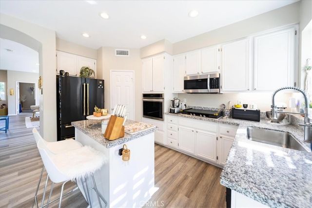 30940 Branford, Temecula, CA 92591