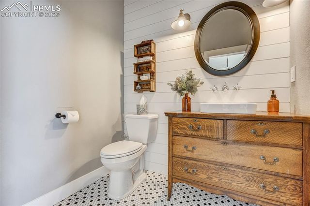 216 Ridge Road, Divide, CO 80814