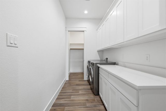901 Medaris Way, Azle, TX 76020