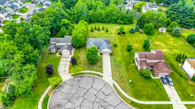 2059 Pinebrook Meadow Court, Marion Twp, MI 48843