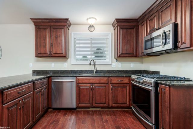 2059 Pinebrook Meadow Court, Marion Twp, MI 48843