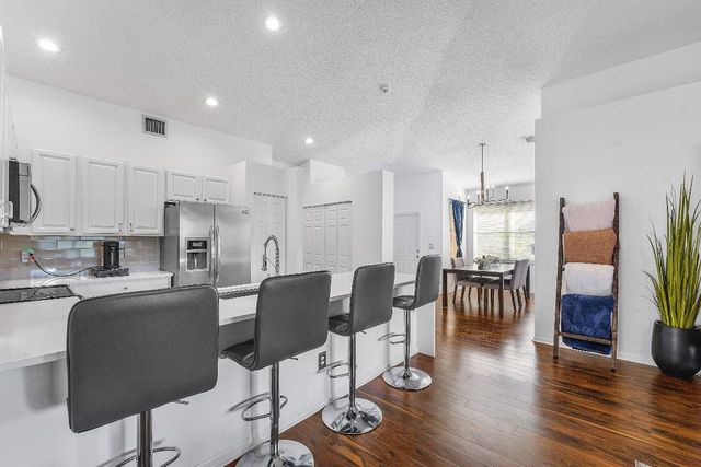 370 Coral Trace Lane, Delray Beach, FL 33445