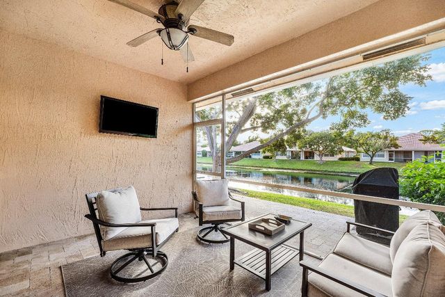 370 Coral Trace Lane, Delray Beach, FL 33445