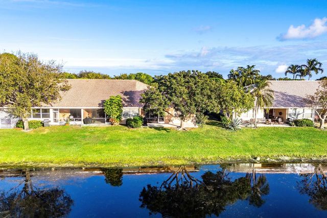 370 Coral Trace Lane, Delray Beach, FL 33445