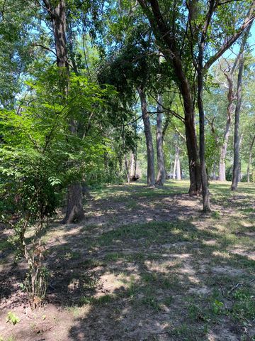 2421 Old Hobart Road, Lake Station, IN 46405