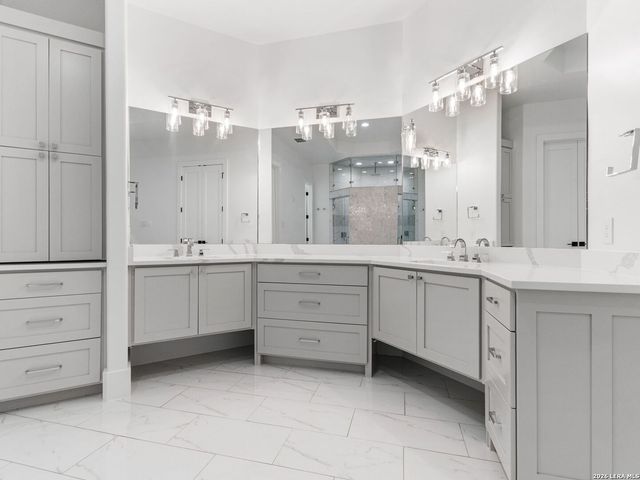 107 Lajitas, Boerne, TX 78006