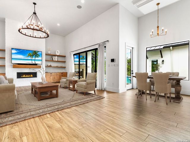 107 Lajitas, Boerne, TX 78006