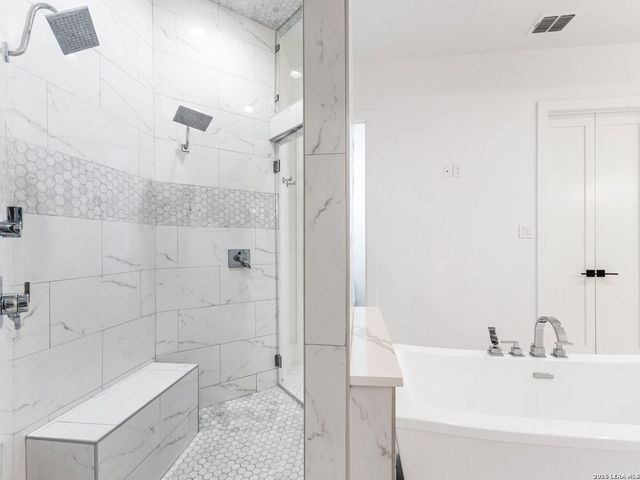107 Lajitas, Boerne, TX 78006