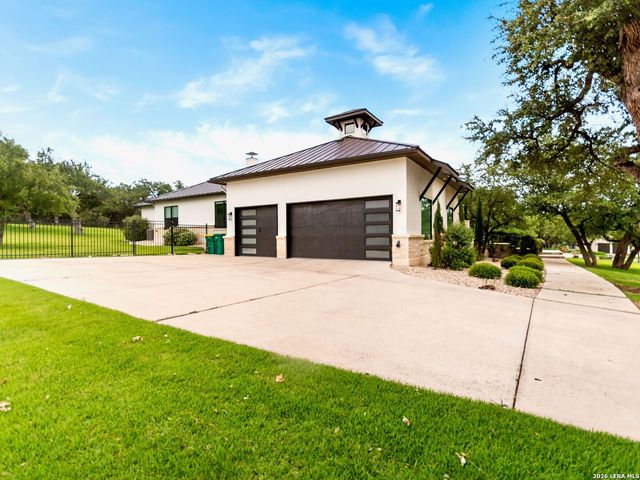 107 Lajitas, Boerne, TX 78006