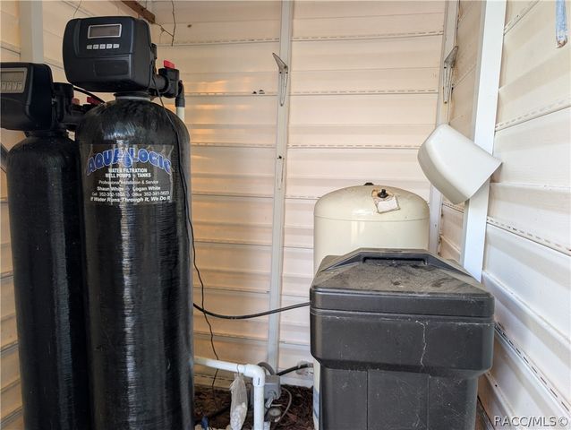 1030 E Wacker Street, Hernando, FL 34442
