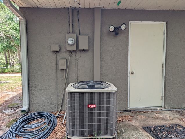 1030 E Wacker Street, Hernando, FL 34442