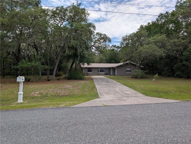 1030 E Wacker Street, Hernando, FL 34442
