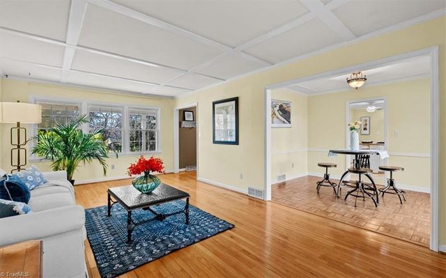 104 Bellwood Court, Jamestown, NC 27282