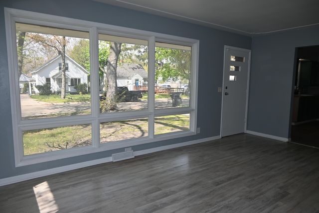 1181 Allen Avenue, Muskegon, MI 49442