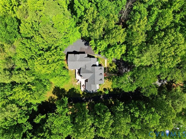 14041 Big Bear Ct, Montpelier, VA 23192